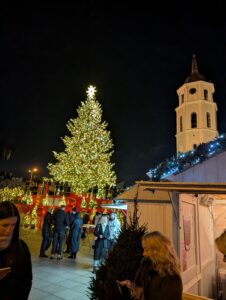 PXL_20251206_201501614